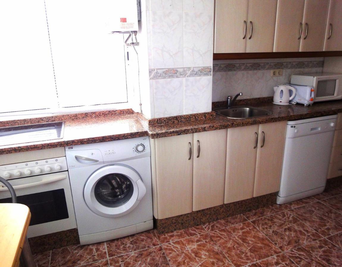 Costamar, Primera Linea De Playa, 3 Dormitorios, 2 Banos, Vistas Al Mar, Internet Wifi Y Garaje, Ideal Parejas Y Familias Benalmadena Luaran gambar
